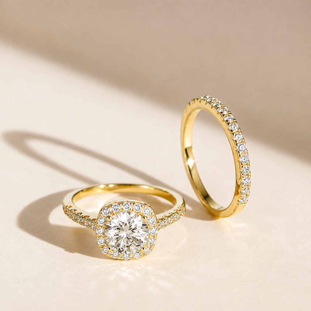 Round Cut Halo Moissanite Ring Set