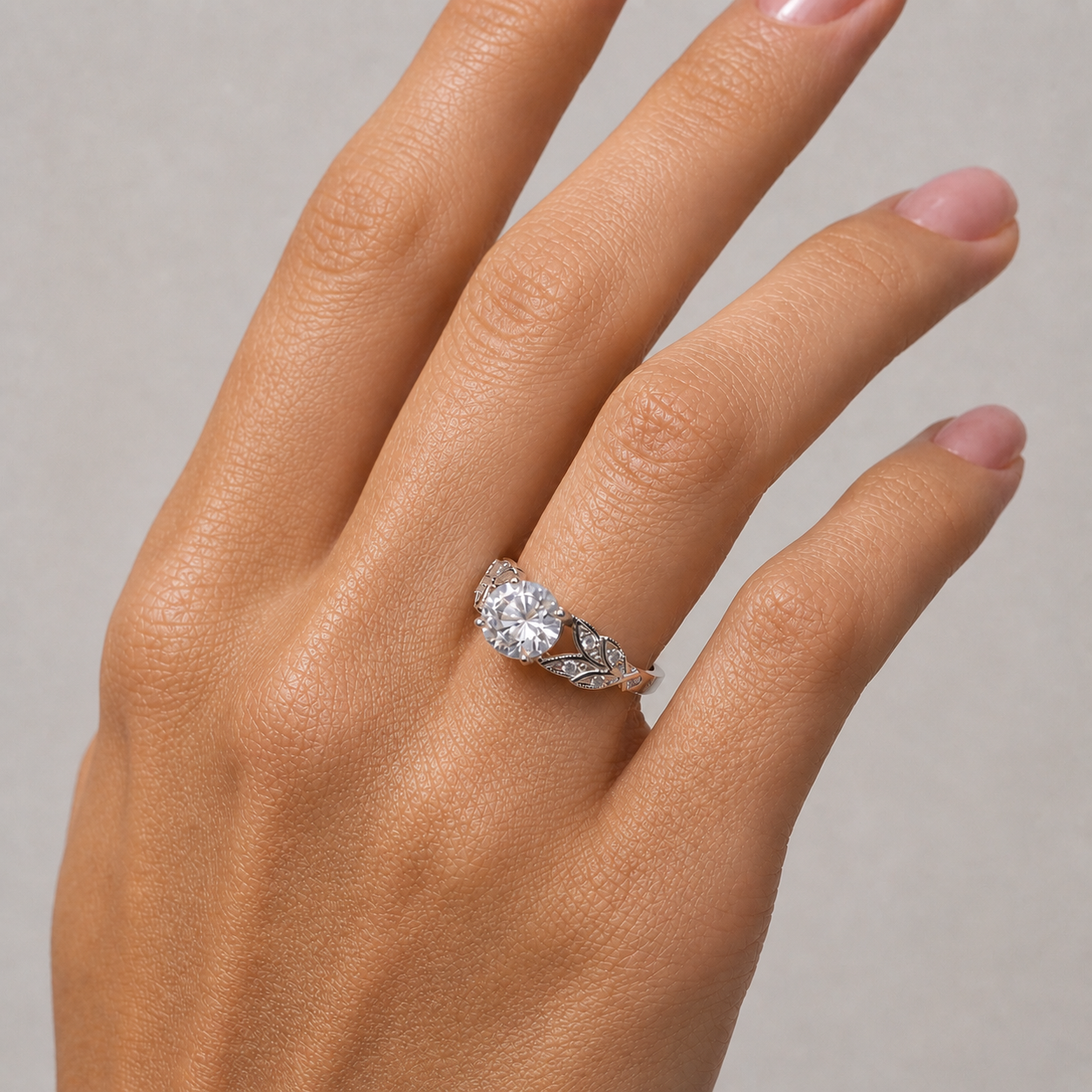 2 Carat Round Cut Leaf Moissanite Ring