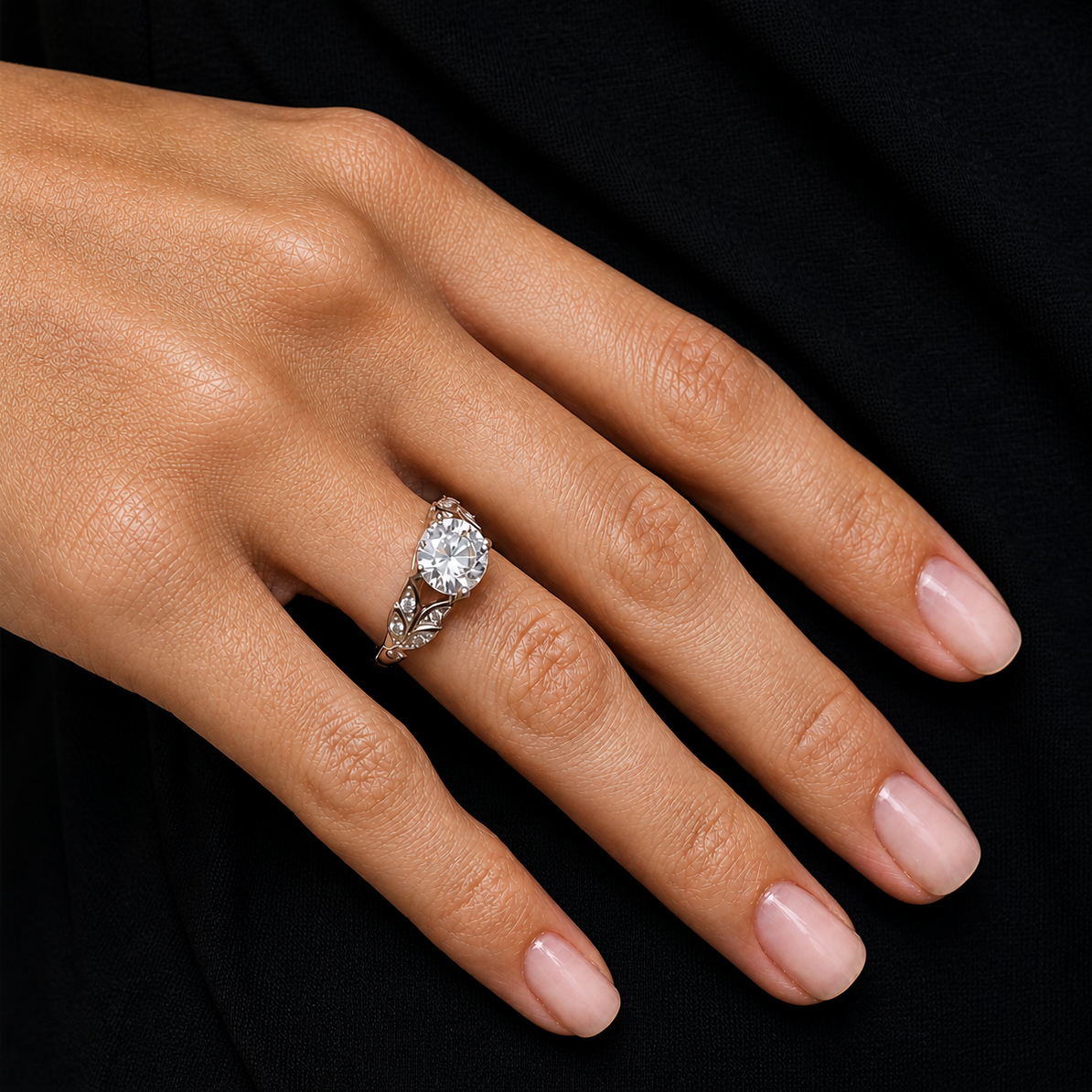 2 Carat Round Cut Leaf Moissanite Ring