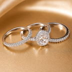 Oval Cut Halo Moissanite Ring Set