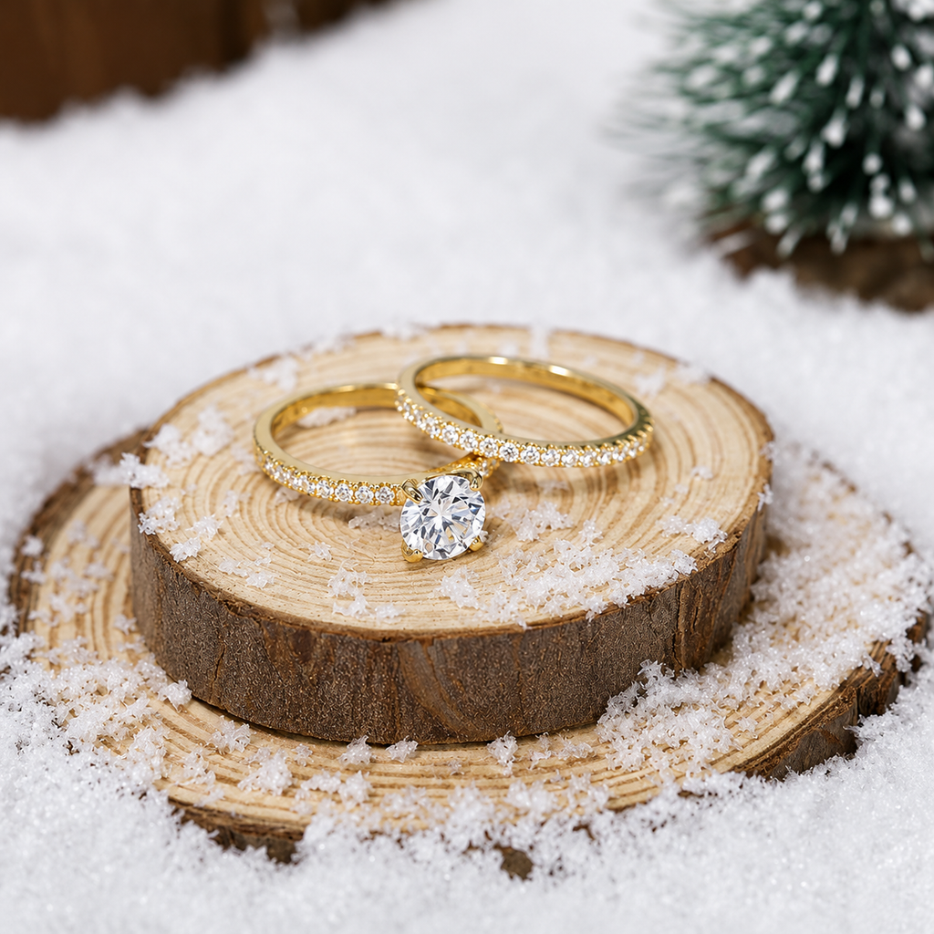 Round Cut Solitaire Moissanite Ring Set