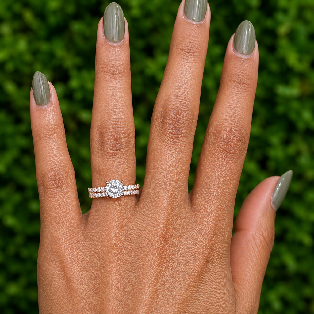 Round Cut Solitaire Moissanite Ring Set